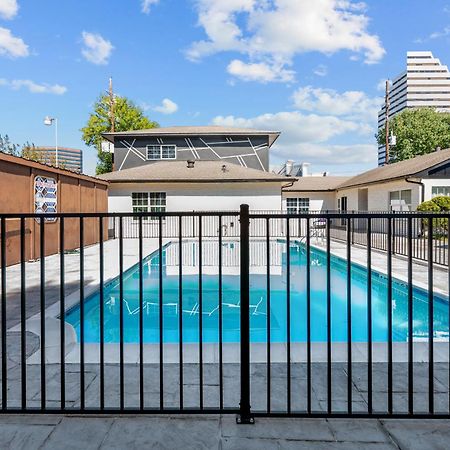 Spacious 1Br Galleria Apt With Pool & Free Park Houston Luaran gambar
